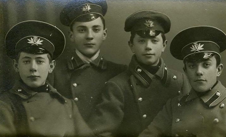 Гродненские гимназисты, 1912 год SMOLBATTLE.RU