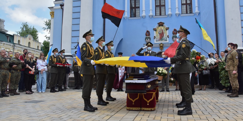 Похороны ветерана СС "Галичина" с участием солдат Президентского полка