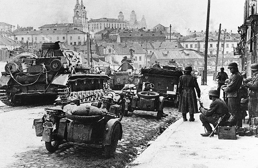 Немецкие оккупанты в Минске, 1941 год