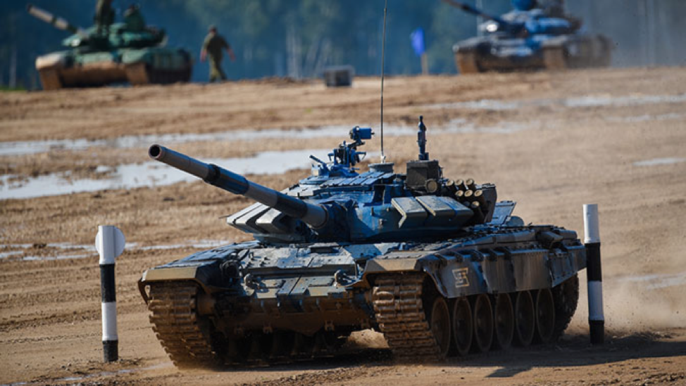 Игры синий танк. Танковый биатлон. Синий танк. Танковый биатлон синий танк. Голубой танк.